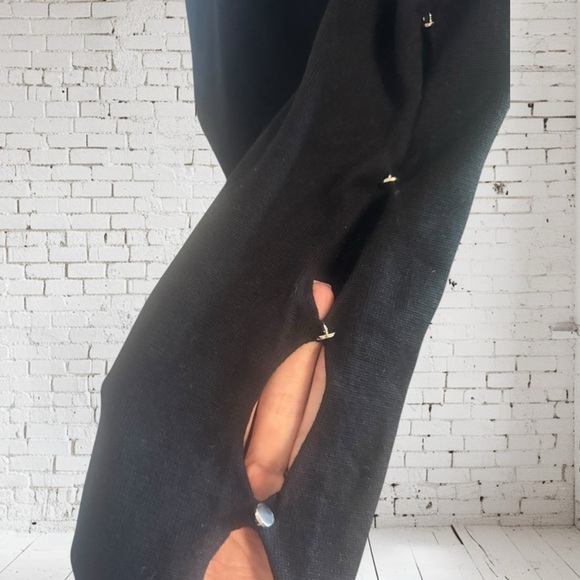 Faith & Zoe Knit Top Medium NWT Open Arm Silver Embellishment Boutique Glam - Picture 4 of 6